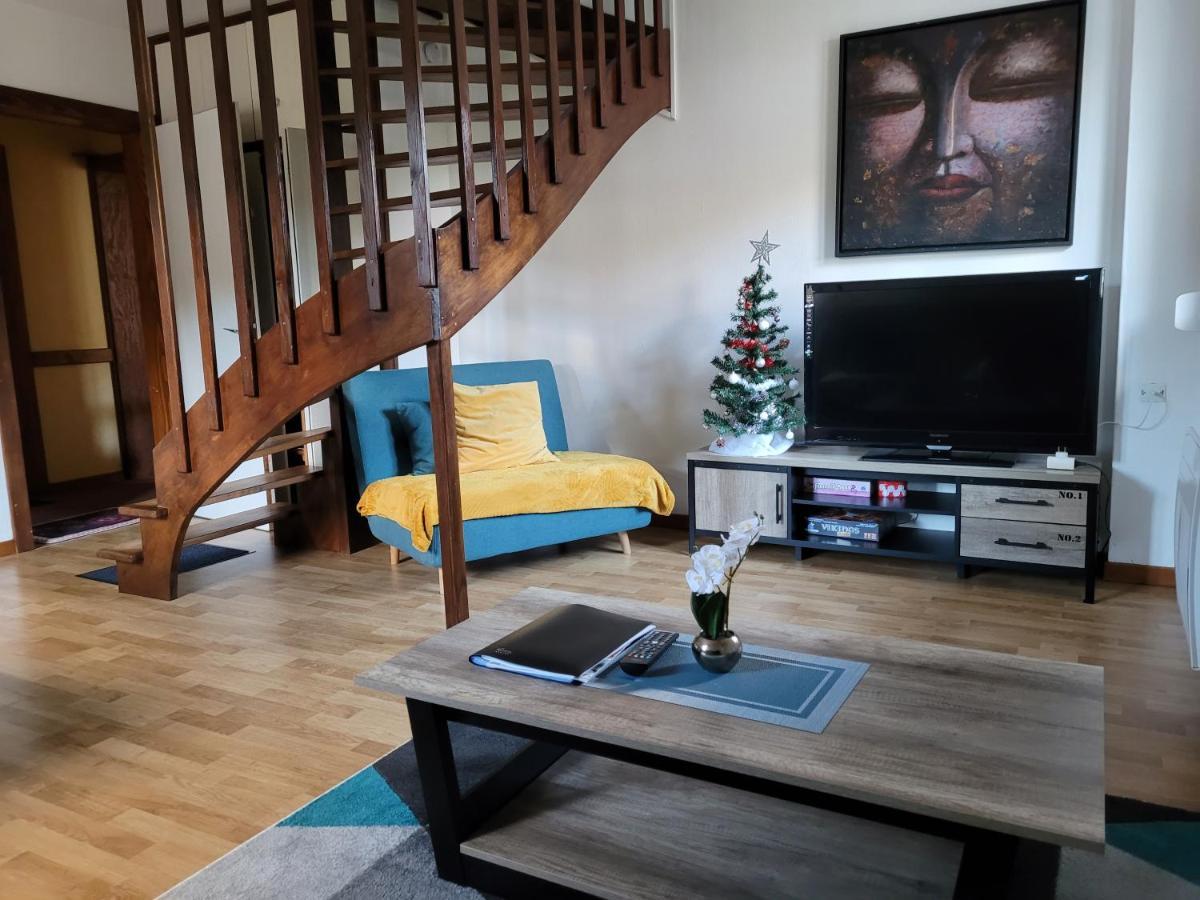 Beau Duplex A Proximite Du Lac De Gerardmer Avec Place De Parking Luaran gambar